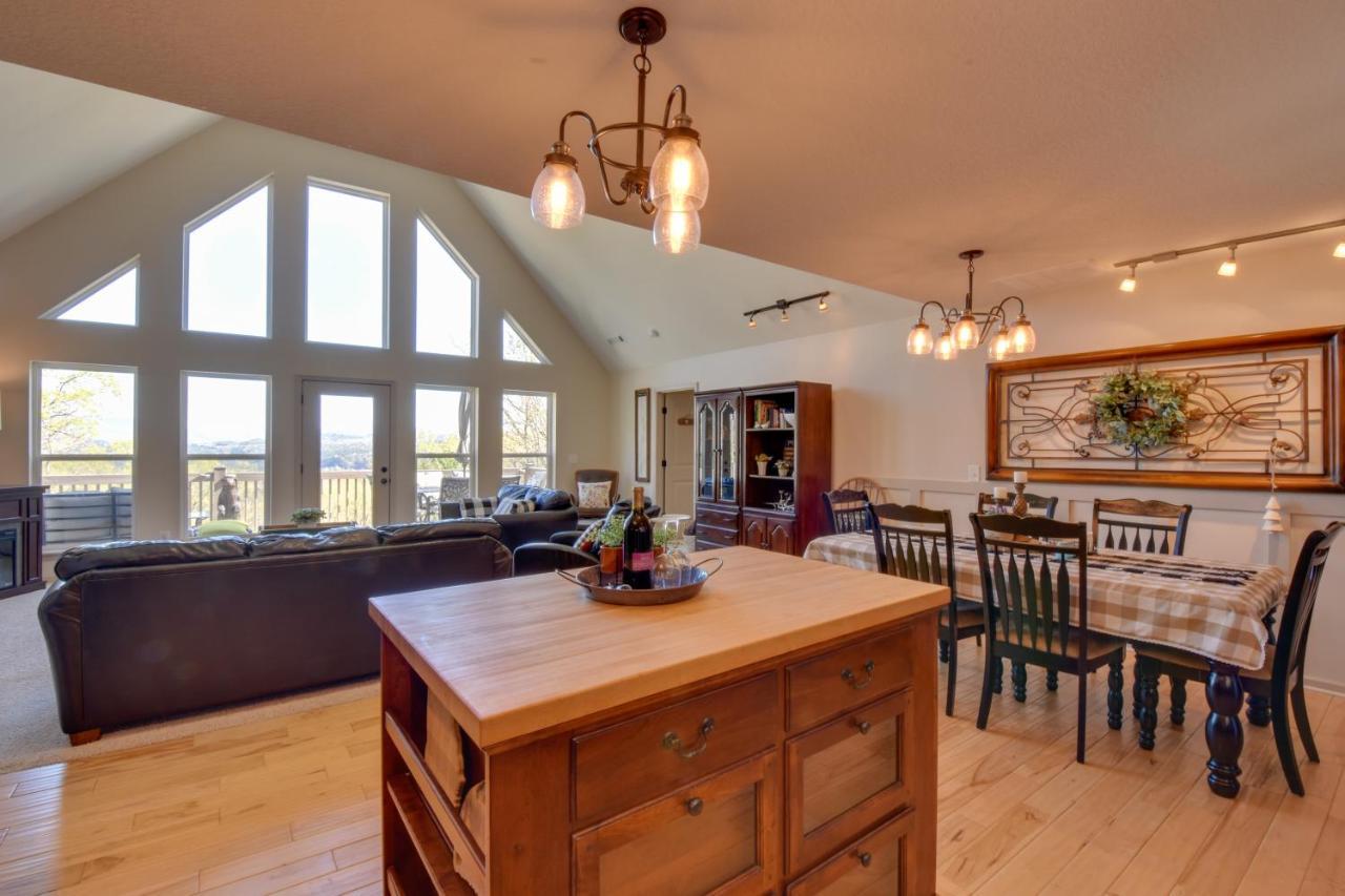 Lakemont Retreat Game Room, Hot Tub, And Mtn Views! מראה חיצוני תמונה